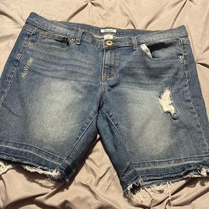 Used MUDD shorts**
